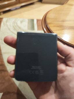 Samsung Galaxy Z Flip 4 - 4