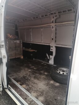 Prenájom, požičovňa dodávky aj s hydraulickou rampou - 4