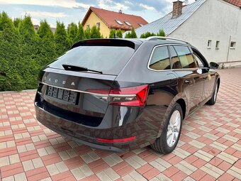 Superb Combi 2,0 TDI Facelift 110kW Virtual Full LED Top sta - 4