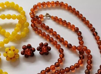 Predame 2ks sada nahrdelnikov a klipsne naušnice - 4