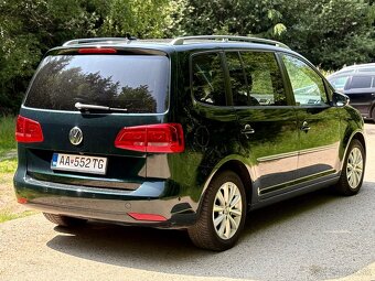 Volkswagen Touran 2.0 TDi DSG Highline - 4