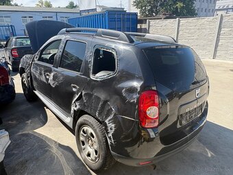 Rozpredam Daciu Duster 1,5dci. 79kw 2012 - 4