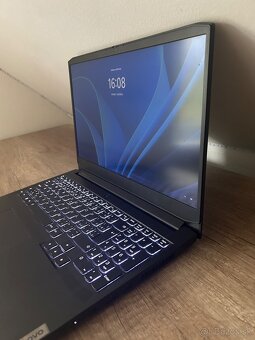 Lenovo IdeaPad Gaming 3 15ACH6 - Ryzen 5 / RTX 3050 - 4