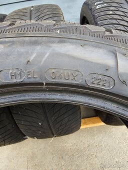 235/45r18 - 4