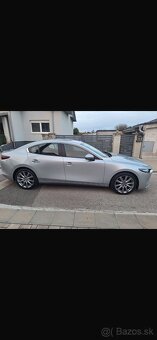 Mazda 3 - 4