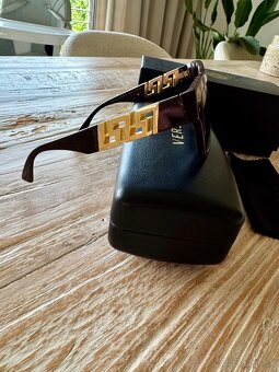 Predam slnecne okuliare Versace v top stave - 4