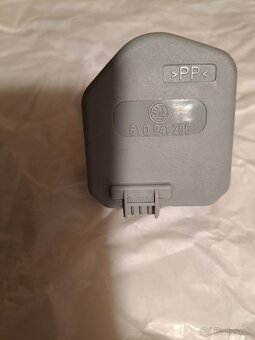 Motorček nastavovania svetiel na Škoda Fabia 1 - 4