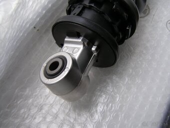 Zadný tlmič Honda CBF600 - 4