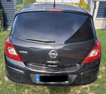 Opel corsa 1.2,63 kw,4- valec ,2013,Kúpené v SR, 153000 km. - 4