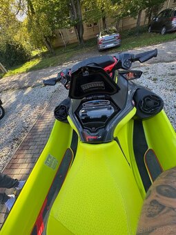 SEA-DOO RXT 300 RS- 2019 - 4