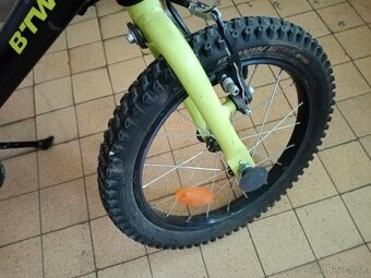 Predám detský bicykel Btwin 16' kolesa - 4