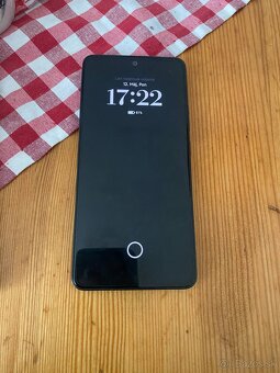Predam mobylni telefon Redmi 13 - 4