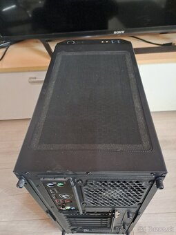 i7 9700 @3.0 GHz / RTX 3050 / 1,6T SSD / 32GB RAM - 4