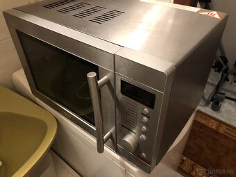 Predám jednoduchu nerezovú mikrovlnku / s grilom za 30e - 4