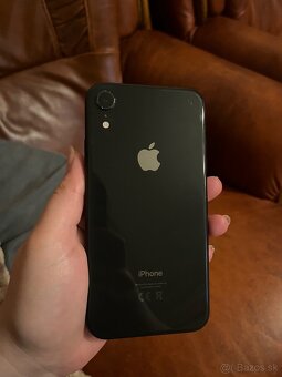iphone xr 64gb - 4