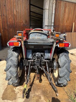 Yanmar - 4