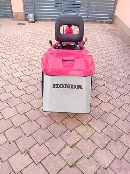 Traktorova kosačka Honda - 4