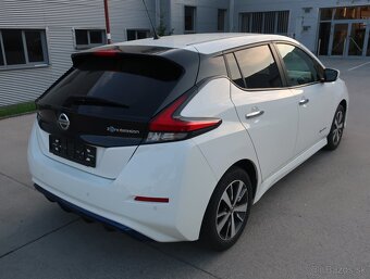 Nissan Leaf r.2019 90kW; odpočet DPH, cena len 10.999€ + DPH - 4