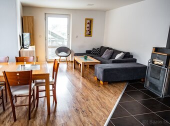 Moderný poschodový 5i rodinný dom so suterénom v Šoporni - 4