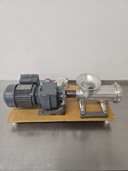 Elektrický mlynček na mäso - 4