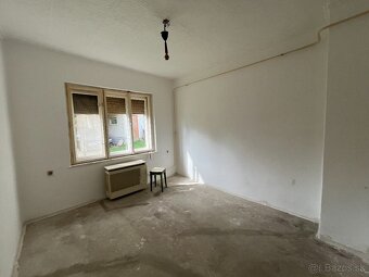 Szuhogy - 3 izbový rodinný dom - 4