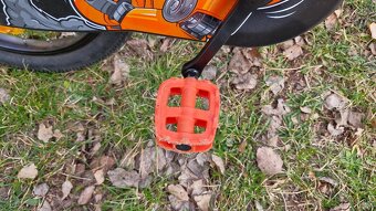 Predam detsky bicykel  b-twin 16 - 4