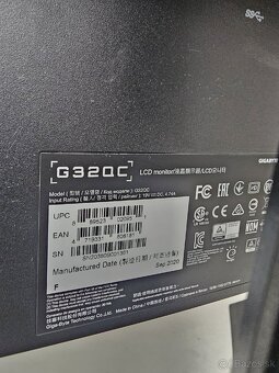 Monitor Gigabyte Q32QC 32" palcov 81 cm 165 Hz curved - 4