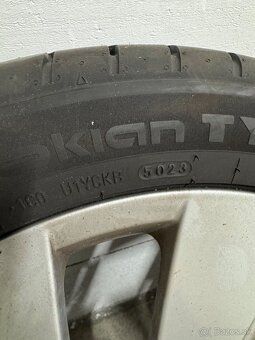 225/45r17 - 4