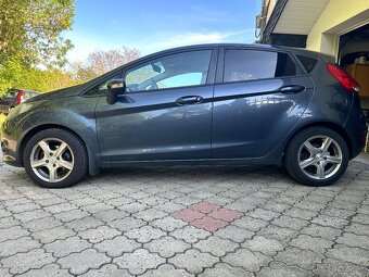 Ford fiesta - 4
