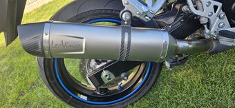 Suzuki GSX650F - 4