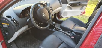 Predám Kia Ceed 1.6 CRDi (66 kW) - 4