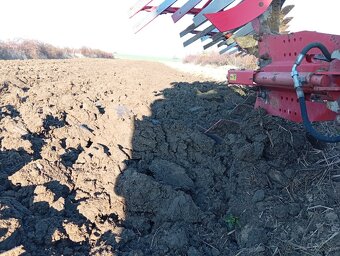 Pluh pöttinger 6+1 - 4