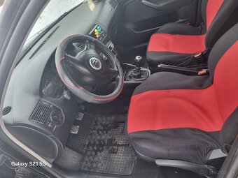 Volkswagen Golf 1.6 - 4