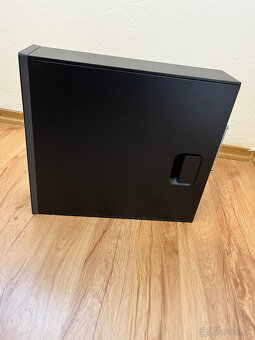 PREDÁM - Stolný počítač s monitorom + klávesnica a myš - 4