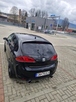 Hi - 4