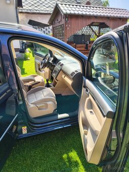 VW Touran - 4