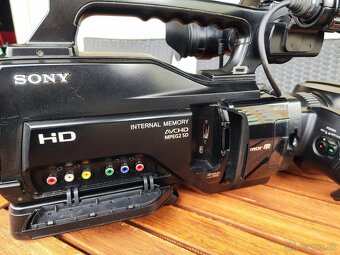 Videokamera Sony HXR-MC2000E 64GB - 4