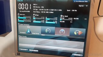 ASUS P8B75-V + i5 3350p + 8 GB ram - 4