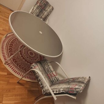 Okruhly skleneny stol s priemerom 120 cm - 4
