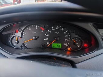 Ford Focus 1.8TDDI - 4