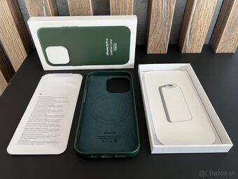 Kozeny kryt iPhone 13 Pro Leather Case Green - 4