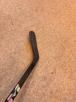 HOKEJKA CCM TRIGGER 9 - 4