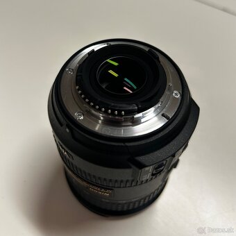 Nikon AF-S DX Nikkor 18-200mm f/3.5-5.6G IF-ED VR II - 4
