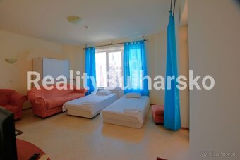 Prostorný apartmán 2+kk s výhledem na bazén-Slunečné pobřeží - 4