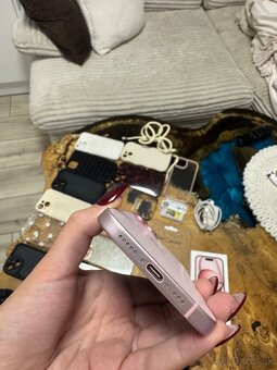 Iphone 15 128 GB pink - 4