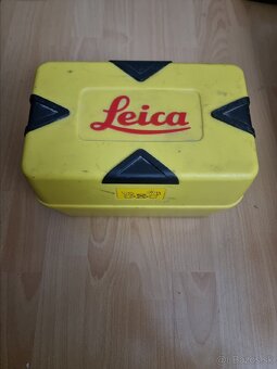 Nivelak LEICA NA720 - 4