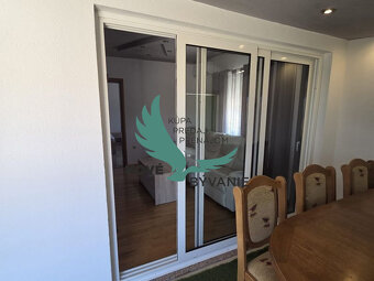 Chorvátsko -Zariadený apartmán len 250m od mora - 4