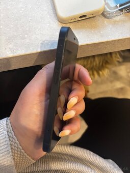 Apple Iphone 12 mini - 4