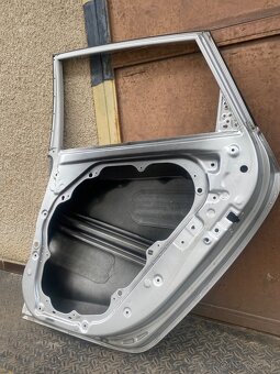 Hyundai i30 combi zadne dvere - 4