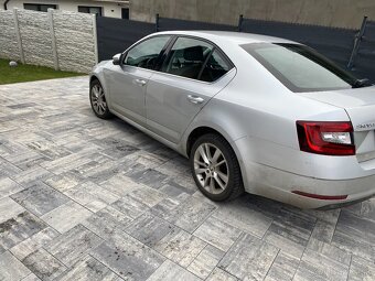 Škoda octavia 1,0 TSI 85KW - 4